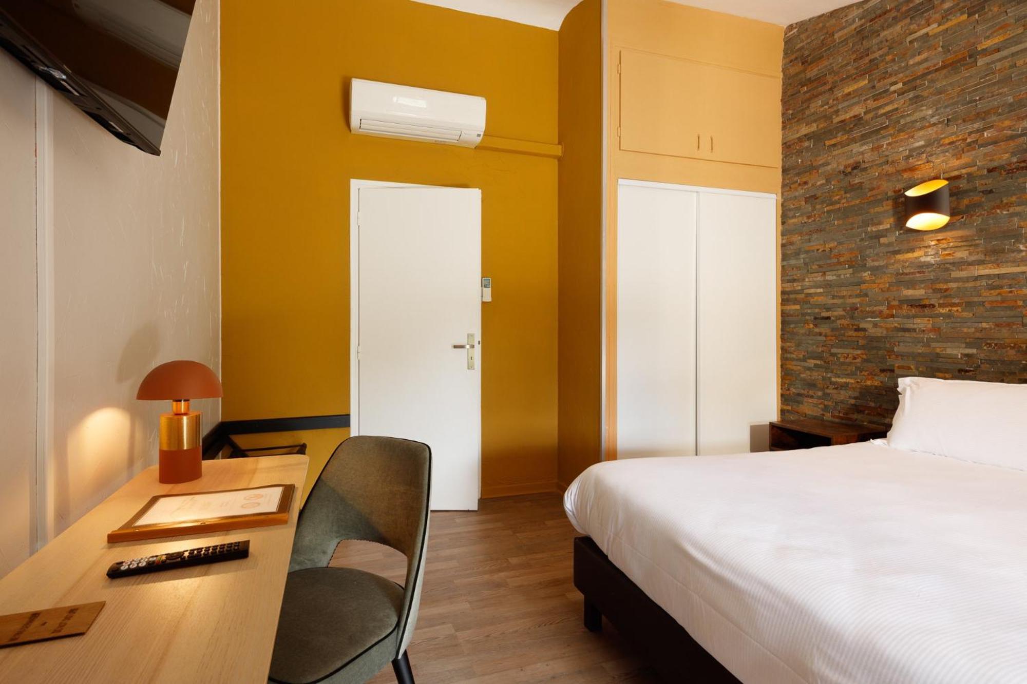 Auberge Val Moureze Hôtel&Spa Buitenkant foto
